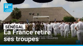 Sénégal : l'armée française rend sa dernière base permanente • FRANCE 24